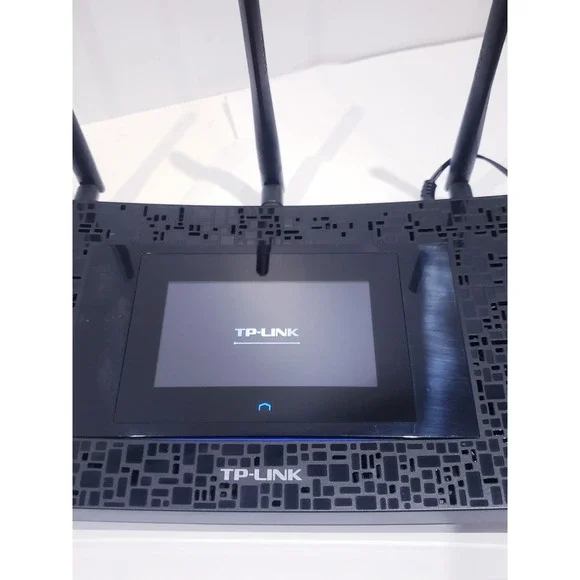 TP-Link Touch P5 AC1900 Smart WiFi Router With Touchscreen Display - Picture 2 of 7
